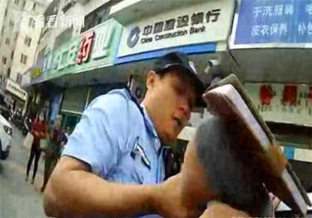 暴力阻撓治安監控安裝 中年女子對民警又打又咬  監控新聞  第3張